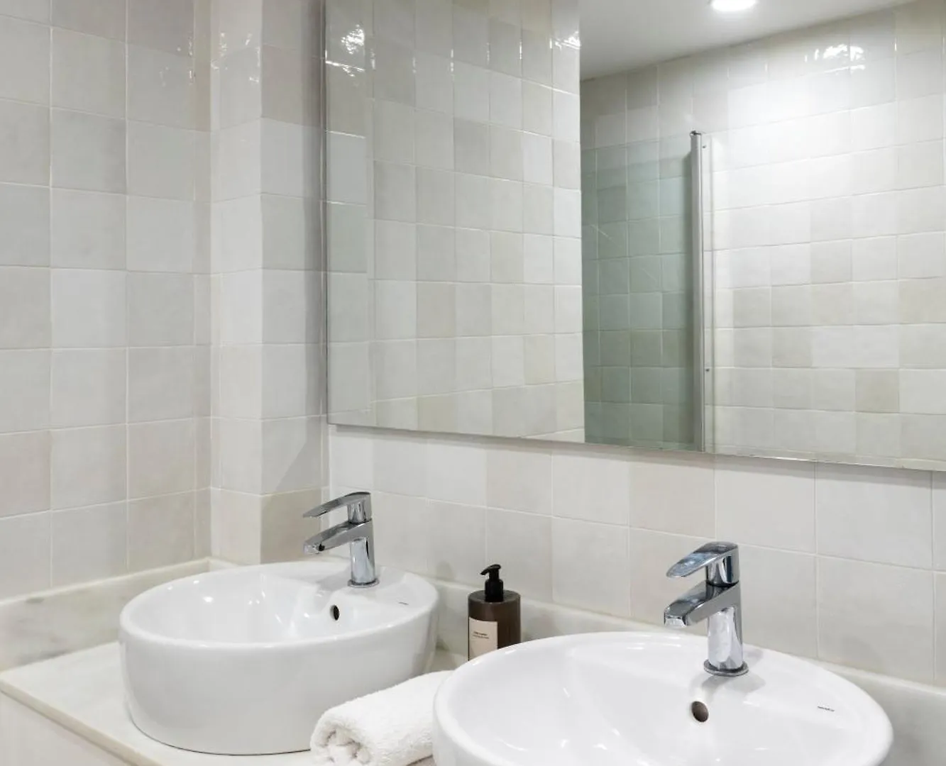 Unika Homes Puerta De La Maestranza Sewilla 0*,  Hiszpania